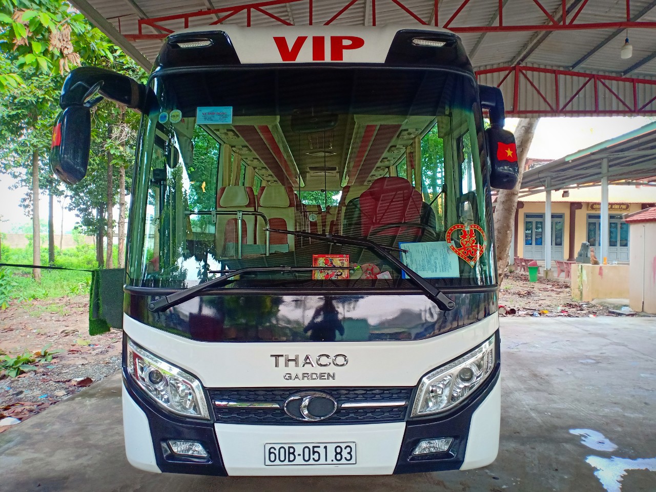 Cho thuê xe 29 chỗ đưa đón nhân viên