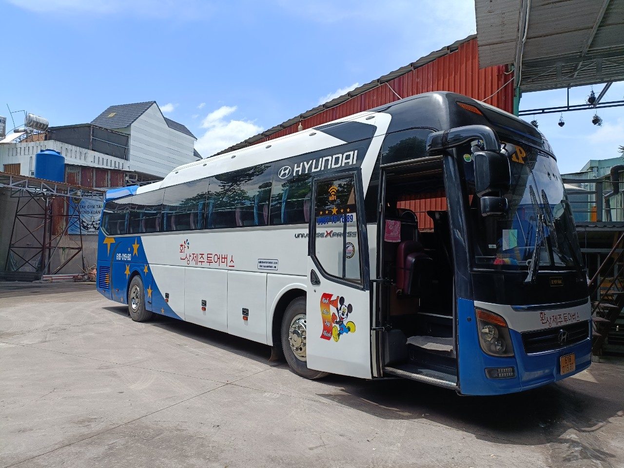 Thuê xe Thủ Dầu Một du lịch ánh bình minh