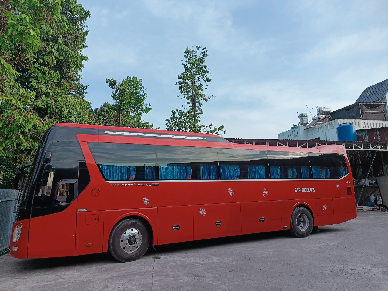 Thuê xe Thủ Dầu Một - Bình Dương