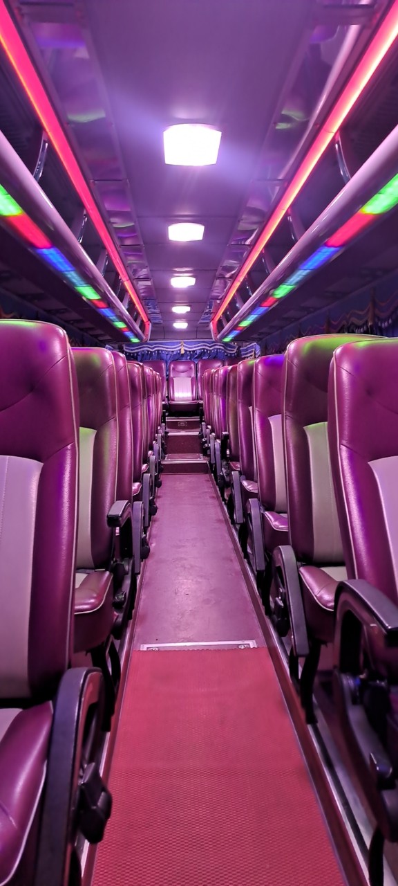 Thuê xe Thủ Dầu Một du lịch ánh bình minh